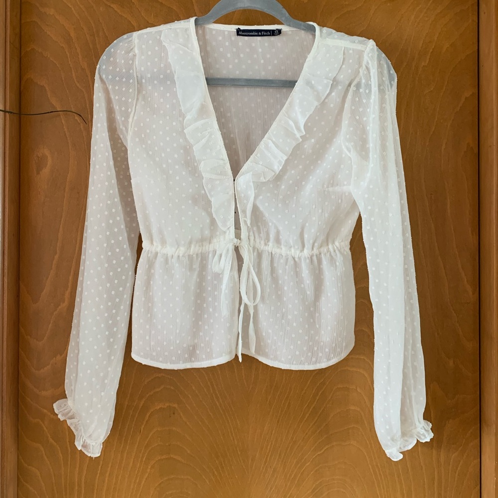 NWOT Abercrombie white blouse size XS
